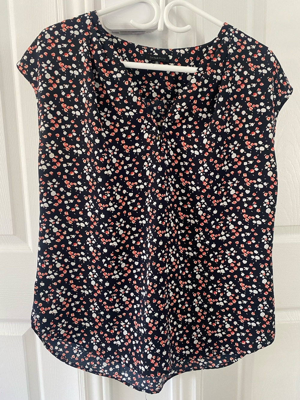 Dynamite Navy Floral Cap-Sleeve Blouse with Coral and White Accents